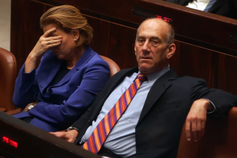 منظمات حقوقية تطالب كندا باعتقال أولمرت وليفني بتهم جرائم حرب في غزة