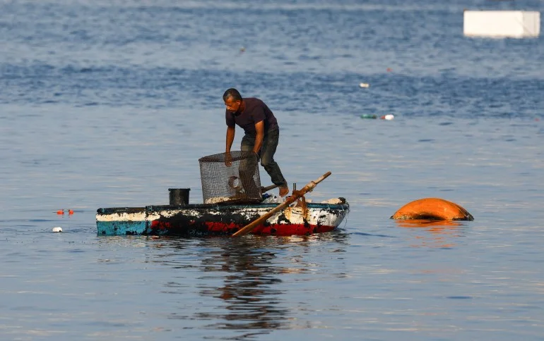 تلغراف البريطانية تتابع لغز الصيادين المفقودين في غزة