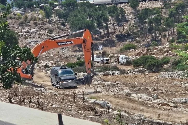 هآرتس: دعم نتنياهو للاستيطان ينسف خطة ترامب لإرساء شرق أوسط مستقر