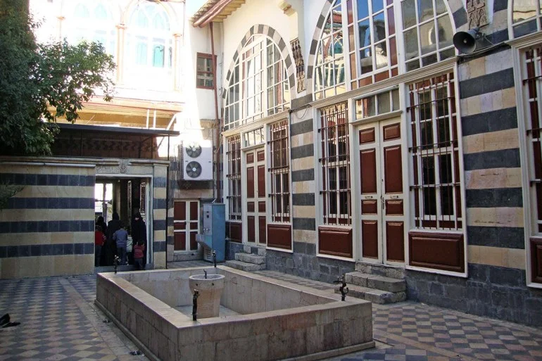 حي القنوات.. نهر من ذاكرة يسيل في قلب دمشق