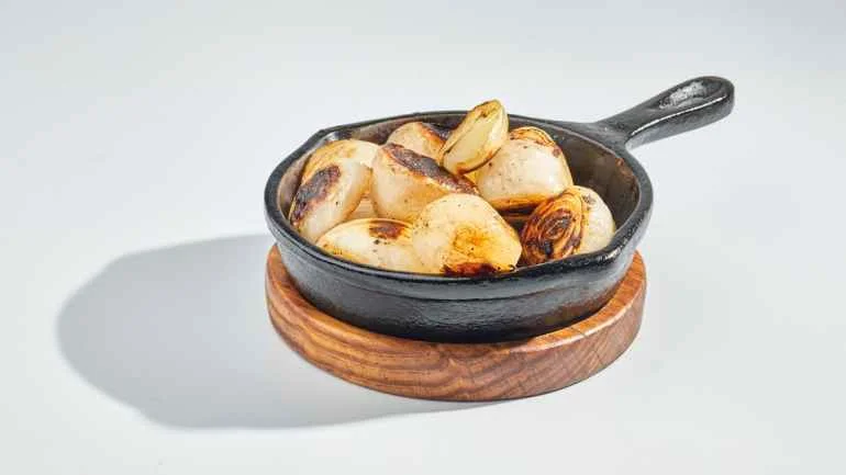 7 خضراوات يُفضل طهيها بدلا من أكلها نيئة